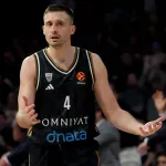 Avramović se opet povredio, prekinuo meč i tražio da izađe u bolovima - Dubai slavio na startu druge runde ABA lige