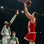 Dominacija Olimpijakosa i 11. vezana pobeda protiv Panatinaikosa u Evroligi