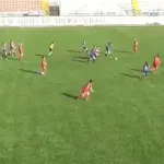 VIDEO Ofsajd koji je podigao buru, utrčali na teren: Odigran meč bez kontrolora, pomoćni sudija menjan tri puta