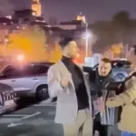 VIDEO "Ovo je moja kuća živeo sam tu": Novak uz harmonikaša pevao ulicama Beograda