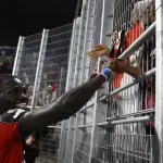 Bajka o Raju Valjekanu koja prkosi modernom fudbalu - ruiniran stadion, raspali toaleti: Duh prošlih vremena koji proganja bogataše!