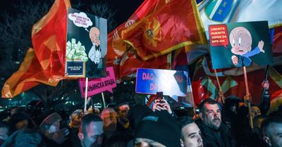 Protest u Podgorici: Građani celu noć ispred Vlade zbog ugovora sa SPC
