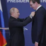 Hrvatski mediji: Vučićevi tabloidi u šoku, Putin priznao Kosovo