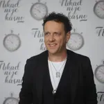 Zbog velikog interesovanja Dženan Lončarević zakazao i drugi koncert u Beogradu