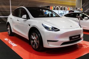 Tesla još snizila cene automobila, evo koliko sada koštaju Modeli Y i 3