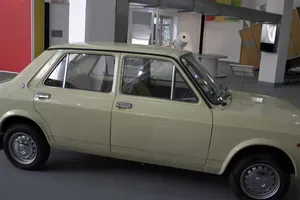 Koliko je bilo potrebno plata da bi se kupio nov auto u Jugoslaviji krajem osamdesetih?