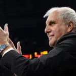 „Željko, tebe im nećemo oprostiti“: Transparenti posvećeni Obradoviću na utakmici Srbije koje niste mogli da vidite na TV