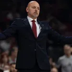 „Preživeli smo teške šuteve, ostali zajedno“ – Obradović hvali karakter Zvezde, otkrio ko je bio „X faktor“