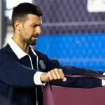 Đoković sa članovima legendarnog benda, slika se masovno deli FOTO