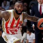 Kodi Miler-Mekintajer čita Ivu Andrića, pohvalio se poklonom na mrežama FOTO