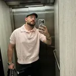 Naš pevač hitno primljen u Urgentni centar: Trpeo jake bolove