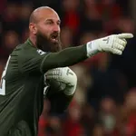 Kad Vanja izgubi živce: Ovako je Vanja Milinković-Savić „poludeo“ na saigrače zbog primljenog gola VIDEO