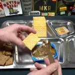 Jutjuber testira vojne obroke iz celog sveta, a sad je otvorio paket Hrvatske vojske i – ovo definitivno nije očekivao