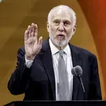 Snimak koji će rastužiti sve ljubitelje košarke: „Ludi Srbin“ došao na utakmicu i zabrinuo navijače VIDEO