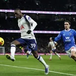 Fudbaleri Totenhema doživeli saobraćajnu nesreću, pojavile se fotografije uništenog automobila