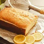 Babičin recept: Limonin kolač s svežim timijanom