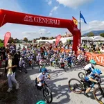 Generali zavarovalnica soustvarila kolesarski praznik s Tadejem Pogačarjem