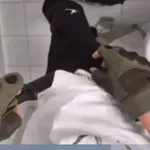 Video 13-letnika preden je z nožem napadel učiteljico