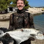 V Barbarigi Slovenec ujel skoraj 10-kilogramsko ribo