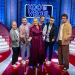 Blažena med moškimi: Špela Močnik Paradiž prevzema vodenje kviza Kdo bi vedel?