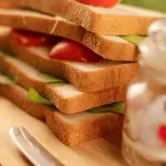 POZOR: Mercator iz prodaje umika tri vrste toasta (FOTO) - OBALAplus