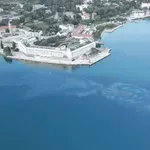 Oljni madež v Piranskem zalivu izginil, izvor onesnaženja še ni znan (FOTO/VIDEO) - OBALAplus