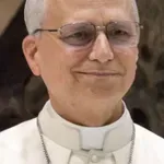 Papež Leon XIV. po operaciji zapušča bolnišnico, čaka ga še okrevanje - OBALAplus