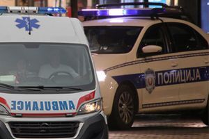 Saobraćajna NESREĆA u Ostružnici: Muškarac automobilom IZLETEO sa kolovoza i zakucao se u ogradu