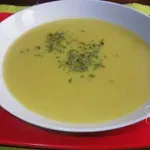 Špargljeva kremna juha
