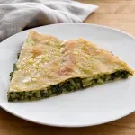 Soparnik – tanka pita z blitvo in česnom