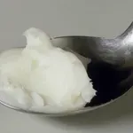 Tento ZAPOMENUTÝ POKLAD vám dá zdraví i krásu! Jak obyčejné sádlo obnovuje pleť a zastavuje kašel