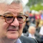 Joška Fišer poziva EU na atomsku bombu: Nemačka više ne veruje američkoj zaštiti