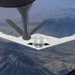 B-21 Raider prvi put otkriven iz vazduha: dopuna gorivom razotkrila skrivene detalje stelt bombardera