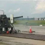 Amerikanci testirali Raid Hunter: Top od 50 mm dobija vođene projektile protiv rojeva dronova