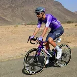 VIDEO: Luka Mezgec spet našel šprinterske noge, a je skoraj pristal na tleh