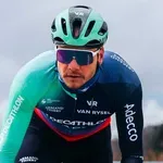 Olimpijski prvak v biatlonu po Rogličevih poteh v kolesarstvo