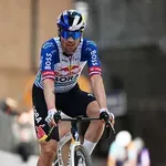 Ubežniki slavili v Baskiji, Primož Roglič ob odstopu del Tora mirno v cilju