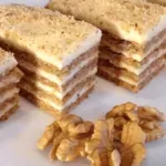 Recept na ořechové řezy: Vynikající dezert ke kávičce, díky které váš den bude o něco hezčí a příjemnější!