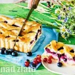 Křehký mřížovník s drobným ovocem: Naservírujte pořádně velké kusy,protože po ochutnání nebude mít dost !