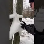 Vau! Iz snega je naredil pravo umetnino