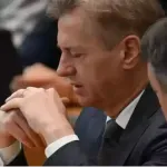 Večerja pri El Pasu ali zakaj so Golobovi uradno lagali o dopustu na Lošinju