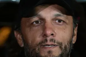 Σοβαρή καταγγελία Πάνου Ρούτσι: «Πήγε να με πατήσει αμάξι με φιμέ τζάμια»