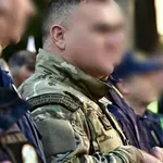 Νέο μισθολόγιο ενστόλων: Αυξήσεις και αναδρομικά - Παραδείγματα και ποσά