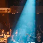 Γιώργος Γιαννιάς: Έκανε την έκπληξη διασκέδασης στον Πειραιά