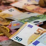 Δώρο Χριστουγέννων: Νωρίτερα φέτος η καταβολή του