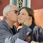 Σταμάτης Μαλέλης: Υπερήφανος μπαμπάς - Η κόρη του Δέσποινα πήρε πτυχίο!