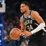 Άσχημα νέα σχετικά με τον τραυματισμό του Γιάννη Αντετοκούνμπο