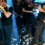 Γιώργος Γιαννιάς: Η συγκινητική υποδοχή στον κουμπάρο του Χρήστο Μενιδιάτη