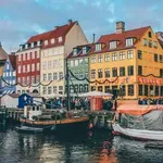 Κοπεγχάγη τον χειμώνα: Φώτα, ζεστή ατμόσφαιρα & βόλτες στα Tivoli Gardens