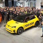 Renault 5 E-Tech electric: Κατασκευάστηκαν 100.000 σε 15 μήνες